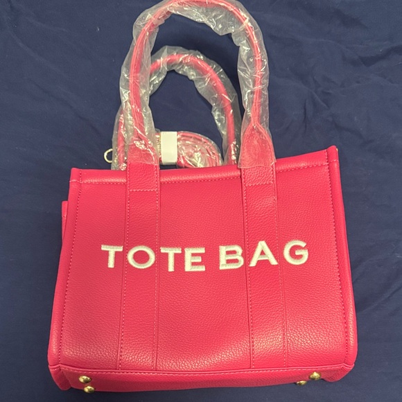 Handbags - Pink Tote Bag